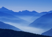 英雄联盟总决赛直播-绞索与火焰，当公牛的防守铁链，遇上哈登的破阵火把