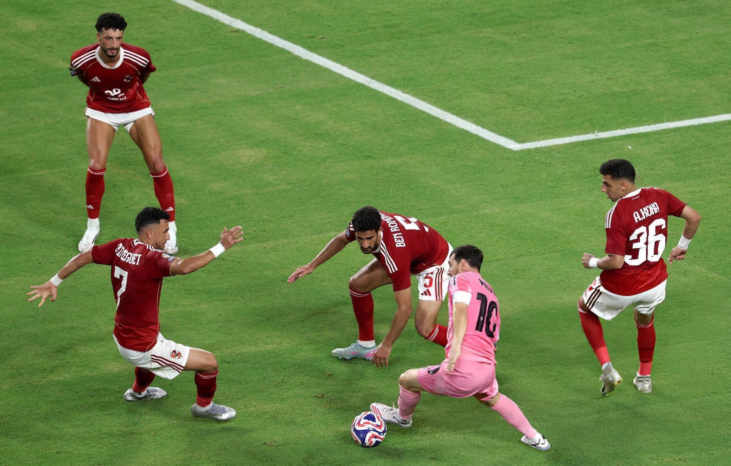 明斯特联门将神勇表现，贡献多次扑救