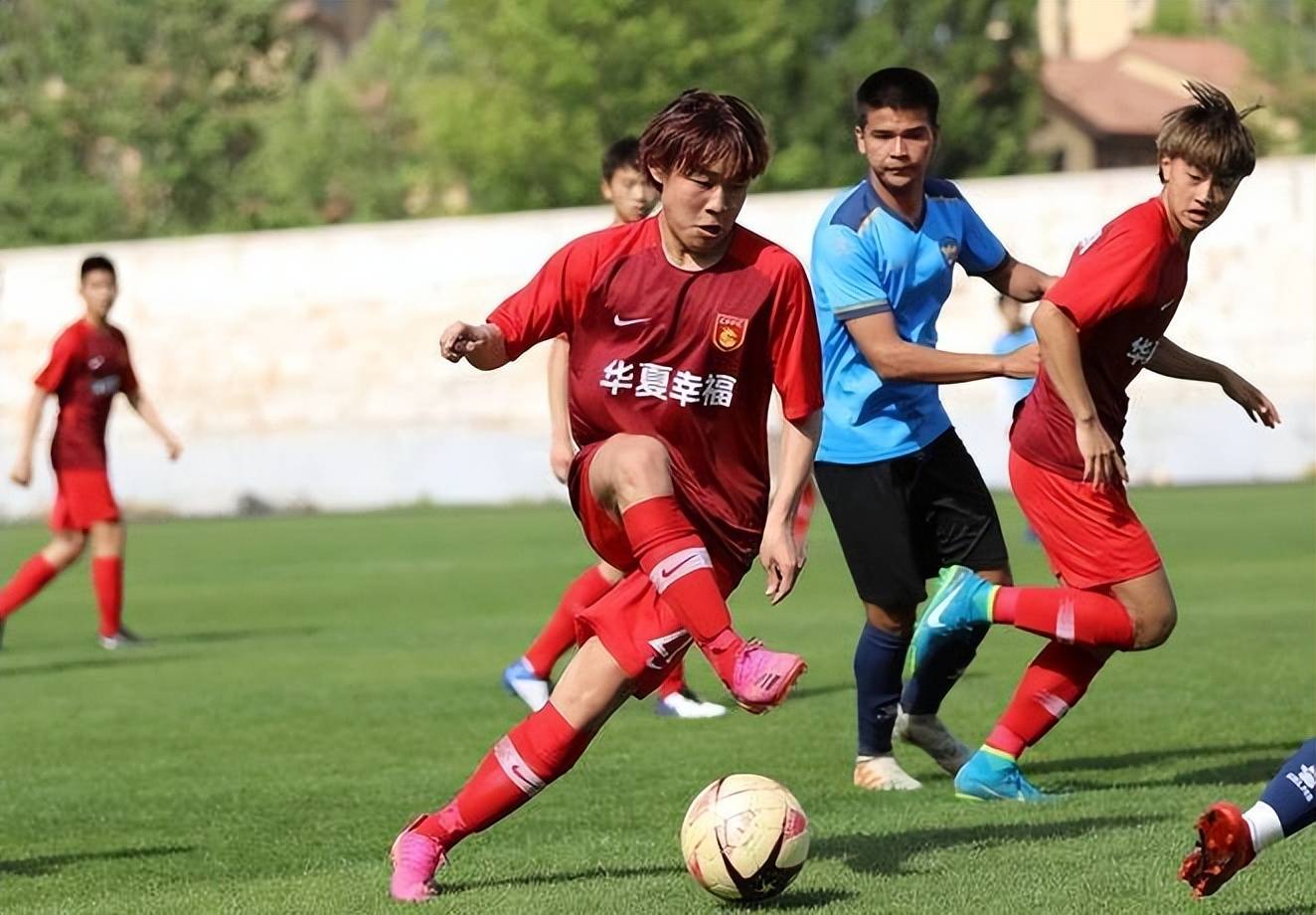 河北华夏幸福客场挑战大连人 河北华夏幸福客场挑战大连人