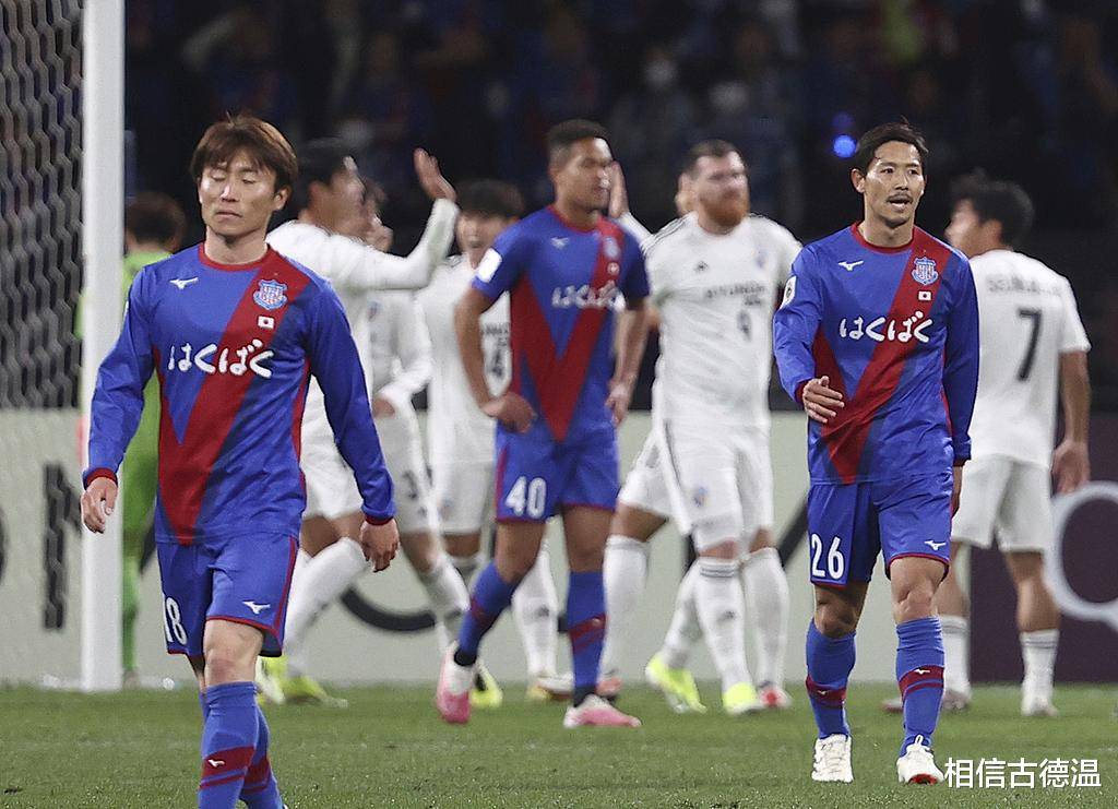 球队坚守阵型守住胜利防守成为重中之重 球队坚守阵型守住胜利防守成为重中之重