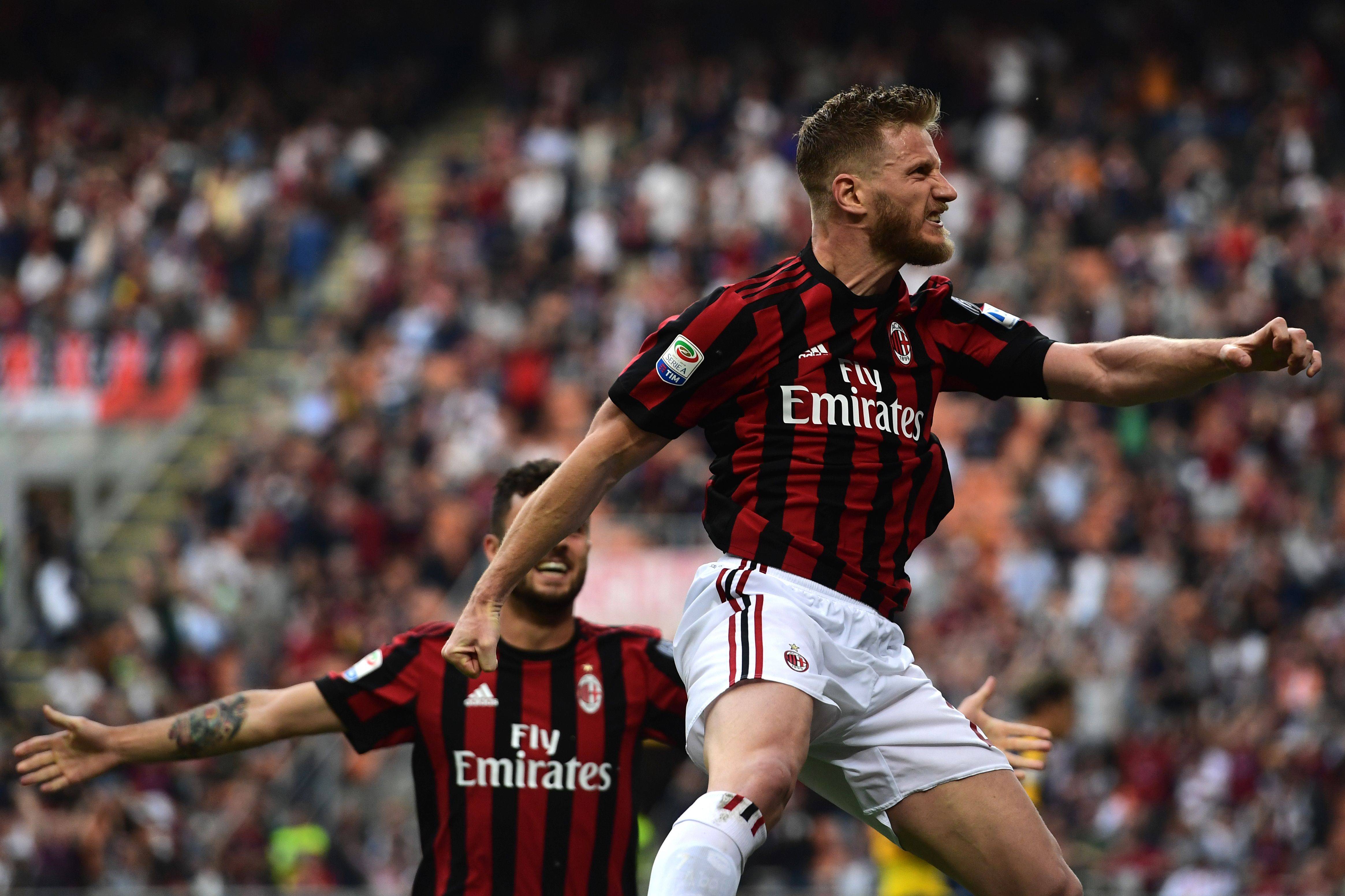 意甲赛场点评:AC米兰球员状态起伏波动的简单介绍 意甲赛场点评:AC米兰球员状态起伏波动的简单介绍