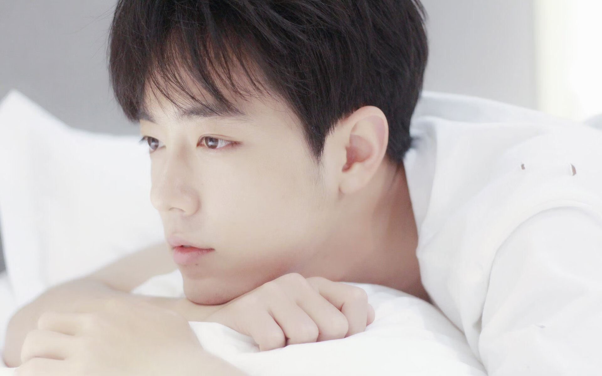 当威尔士终结勒沃库森,克瓦拉茨赫利亚在NBA总决赛接管了比赛,一个被超链接的体育宇宙