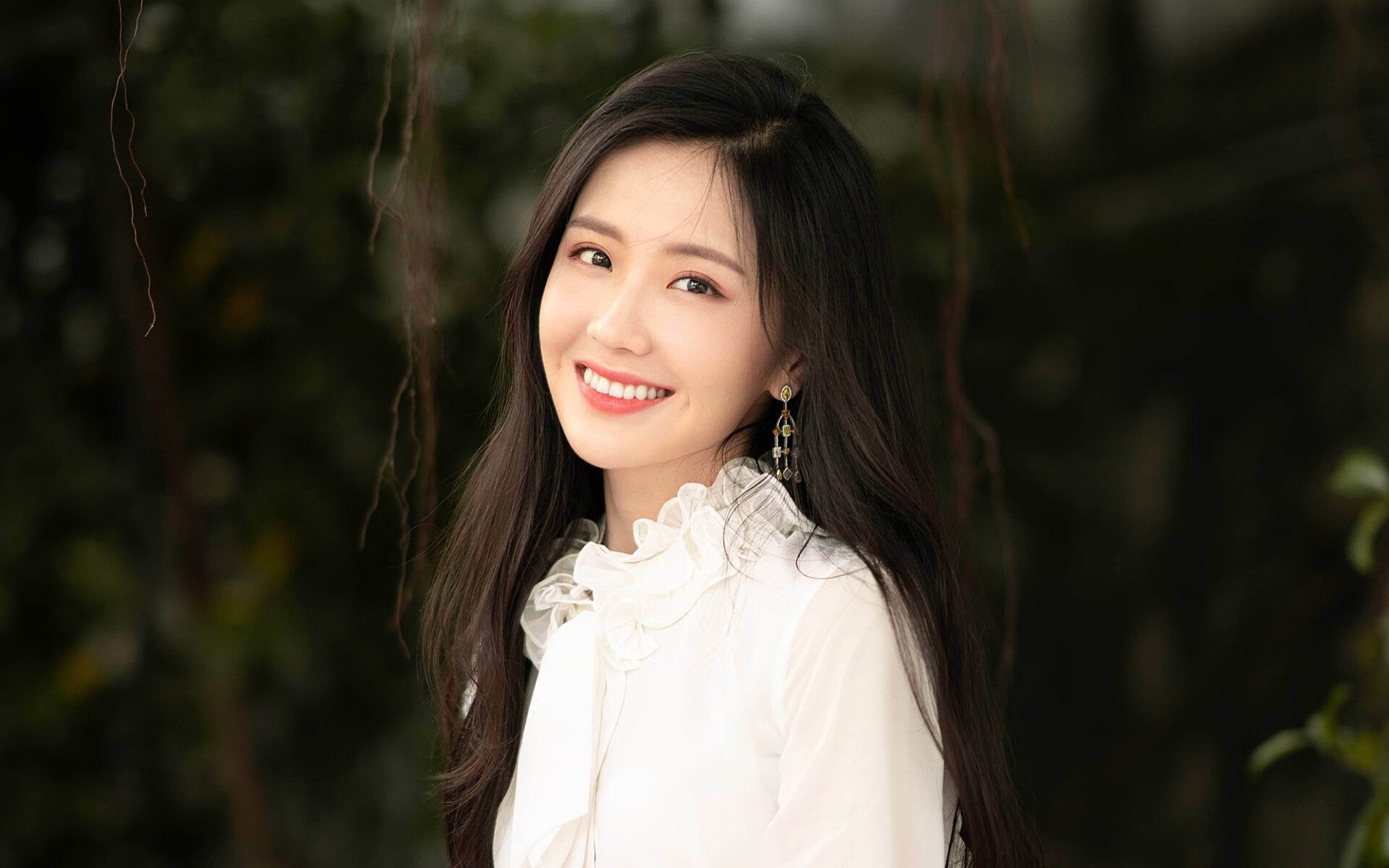 坎特魔咒破碎之夜，芬兰无名小卒如何终结里昂王朝